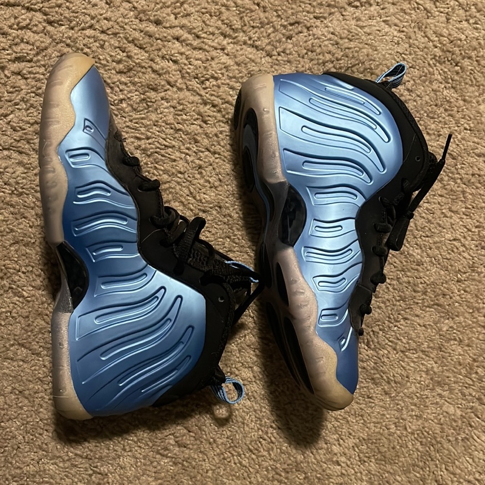 Foamposite 1 University Blue 5.5 - Picture 2 of 5